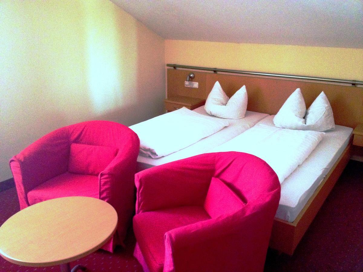 Landhotel Bayerwald Grafling Phòng bức ảnh
